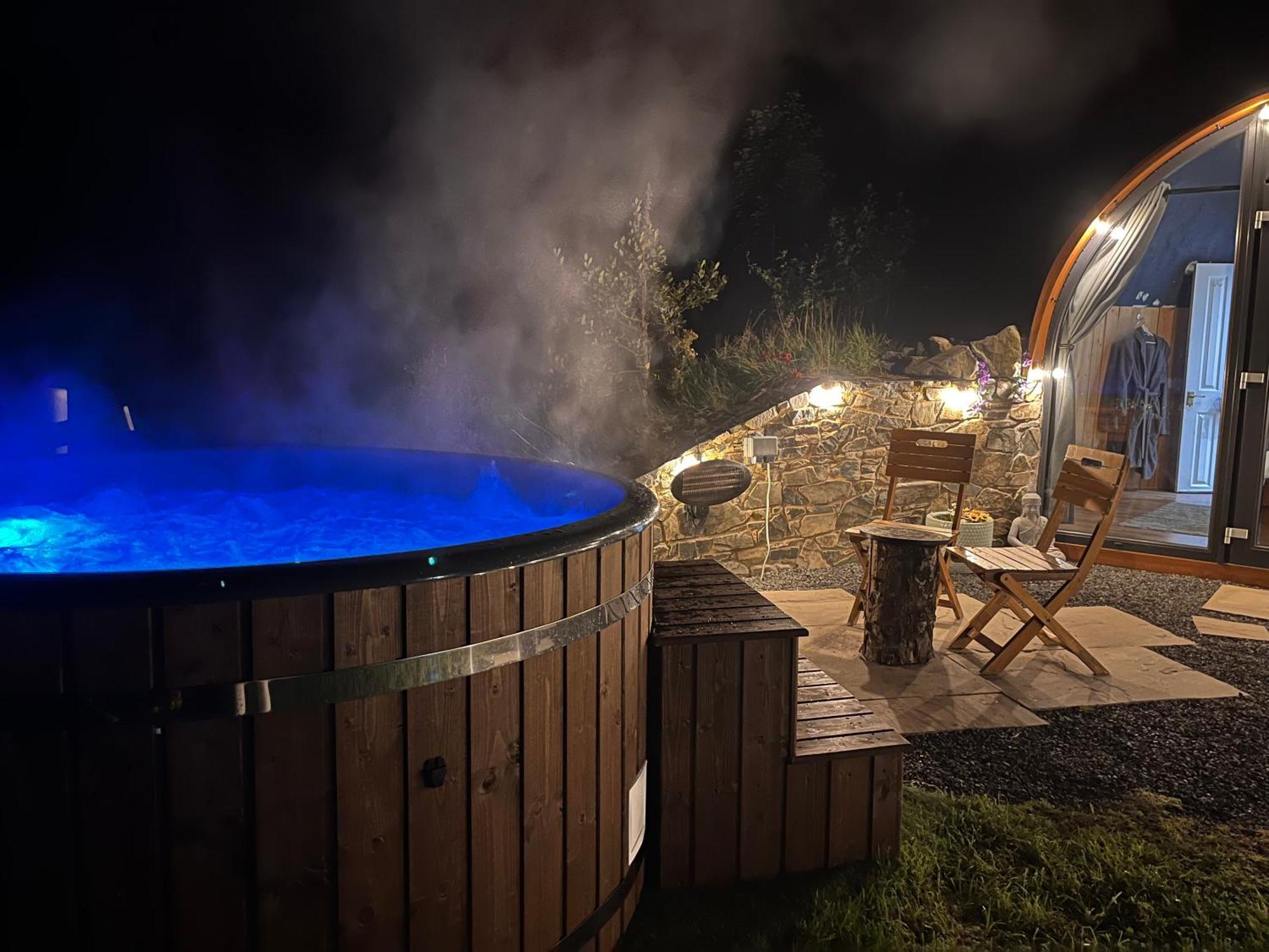 Hilltop Hideaway - Secluded Pod With Private Hot Tub Newry Exterior foto